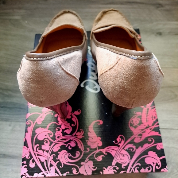 Qupid | taupe suede su~ platform wood like heel - Picture 7 of 10